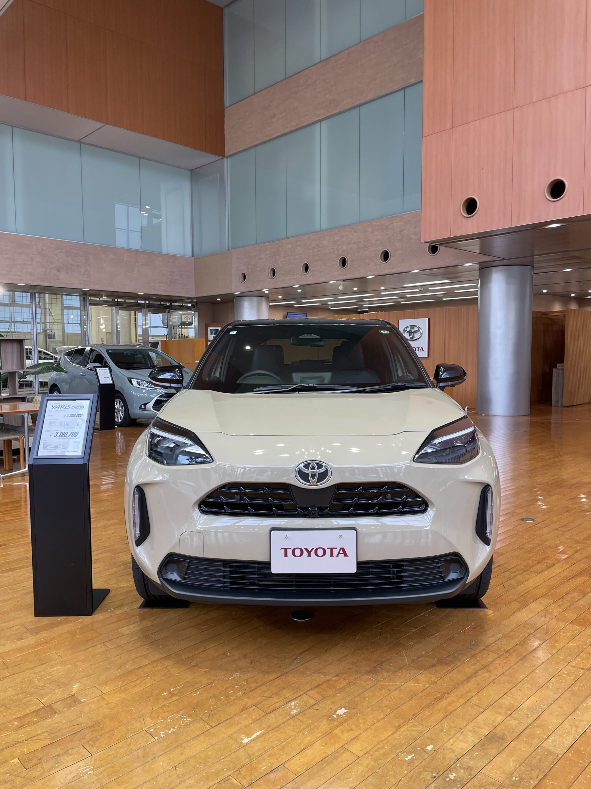 群馬トヨタ高崎東町店・展示車ヤリスクロス