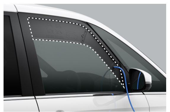新型ノア　一部改良　給電アタッチメント追加