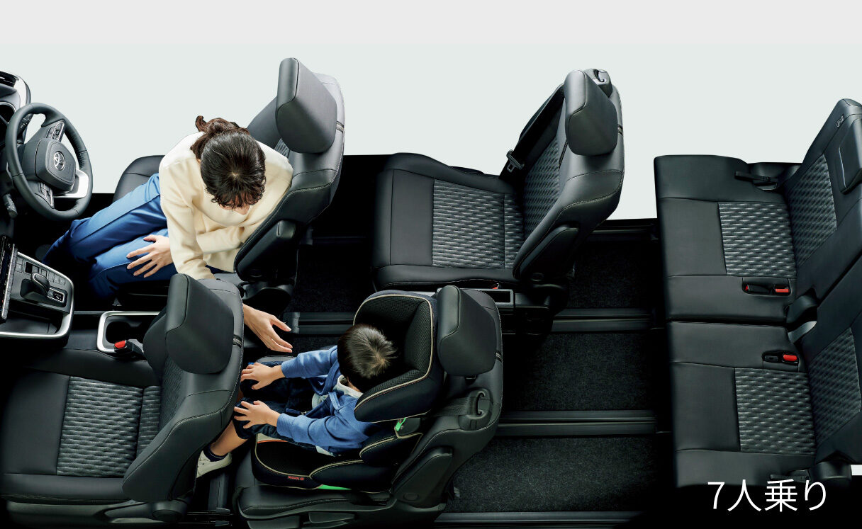 新型ノア　シートアレンジ