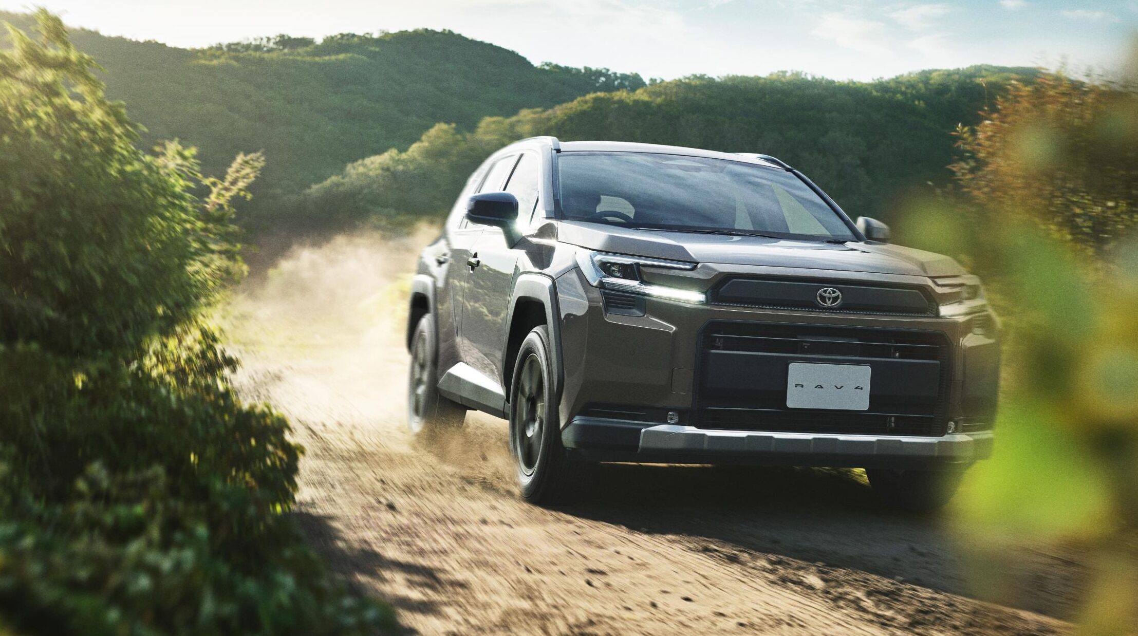 ２０２５年１２月１７日発表　トヨタ新型RAV４　フルモデルチェンジ　Adventure