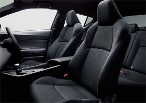 c-hr%e5%86%85%e8%a3%85