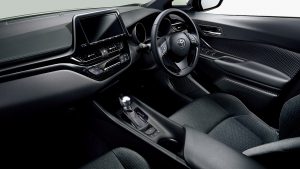 carlineup_c-hr_interior_top_pic_05_02