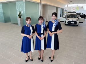 ショールームスタッフの制服が夏服になりました！【群馬トヨタ太田竜舞店】 - 太田竜舞店