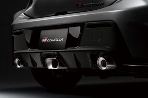 GRカローラ マフラー