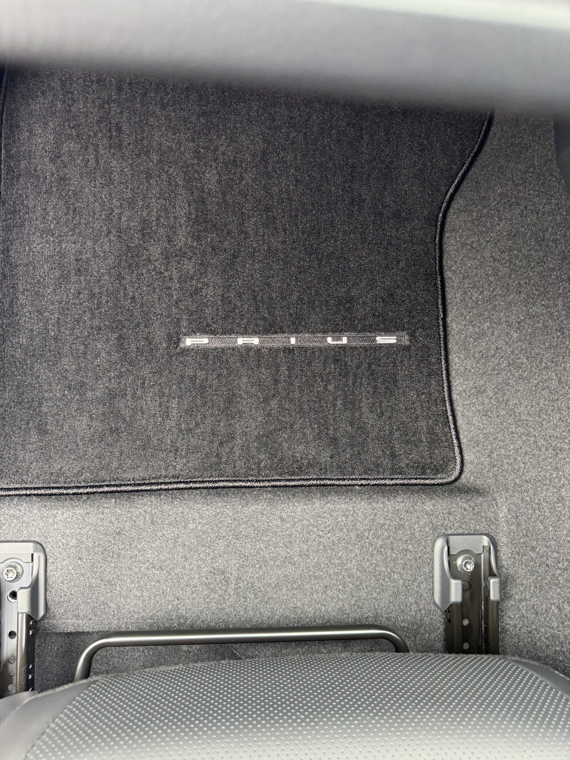 プリウス フロアマット