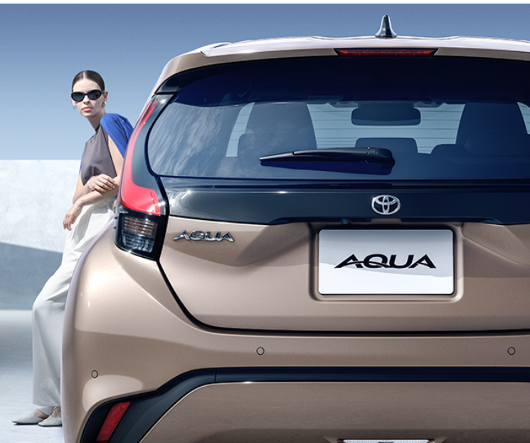 アクア　リヤテールランプ