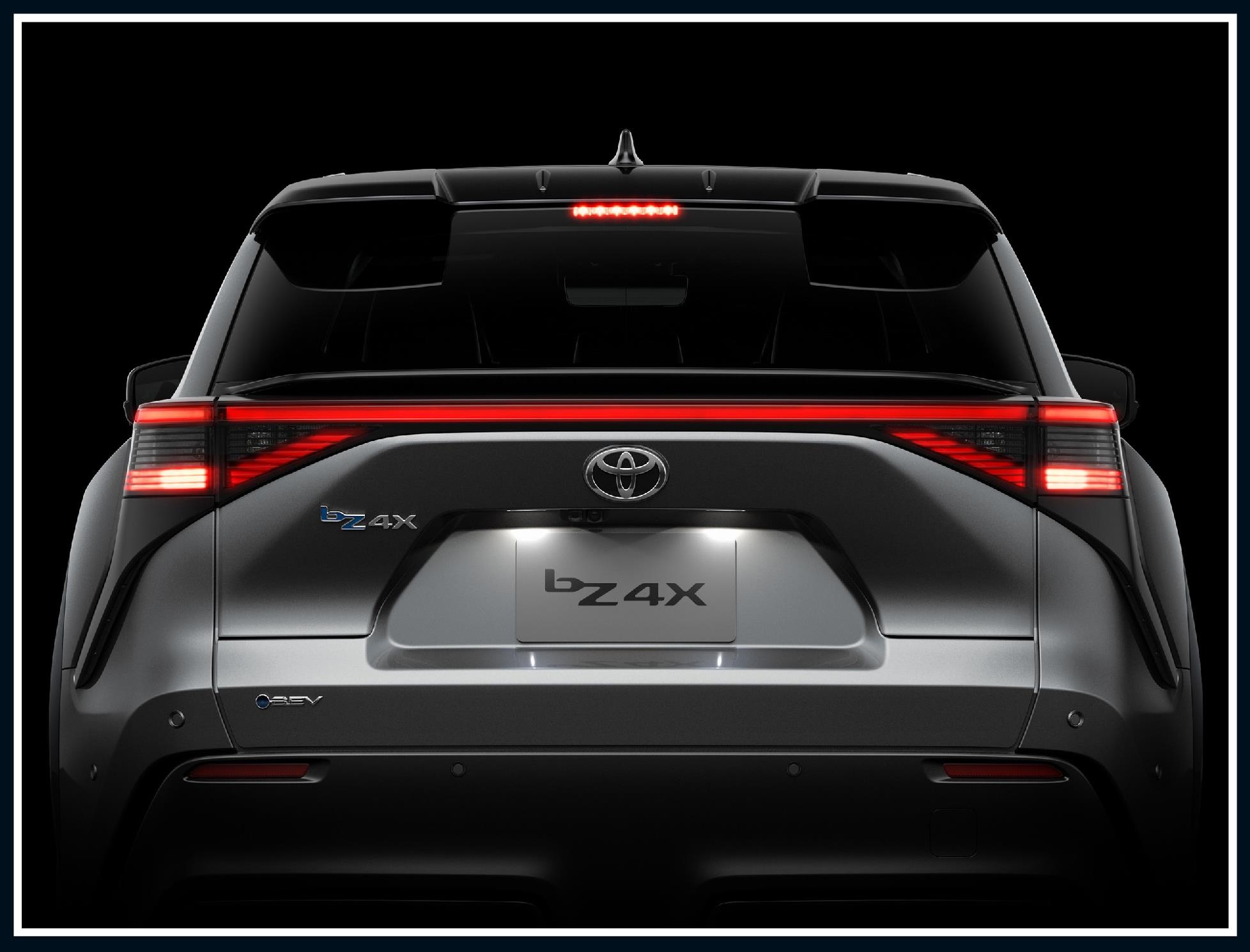 ｂＺ４Ｘ　ｂＺ４Ｘデザイン　ｂＺ４Ｘ外観　bZ4X