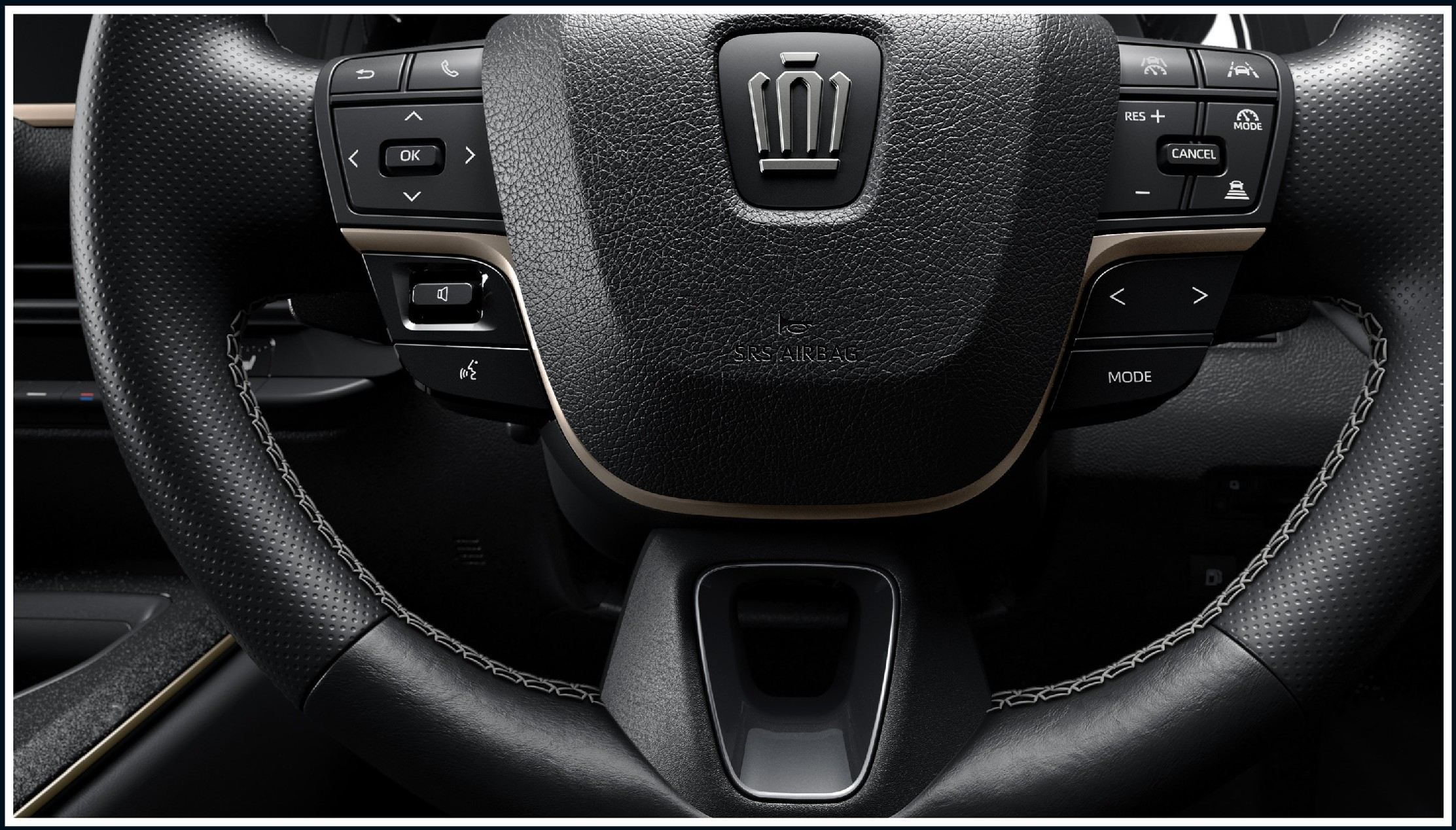 3本スポークステアリングホイール（ステアリングスイッチ周辺［ウォームスティール］＋スポーク［ダークグレーメタル］＋ステッチ［ライトグレー／かがり縫い］＋ディンプル加工本革巻き）＋ステアリングヒーター＋タッチセンサー付

ドライブへの期待を高める、

妥協なきディティール。