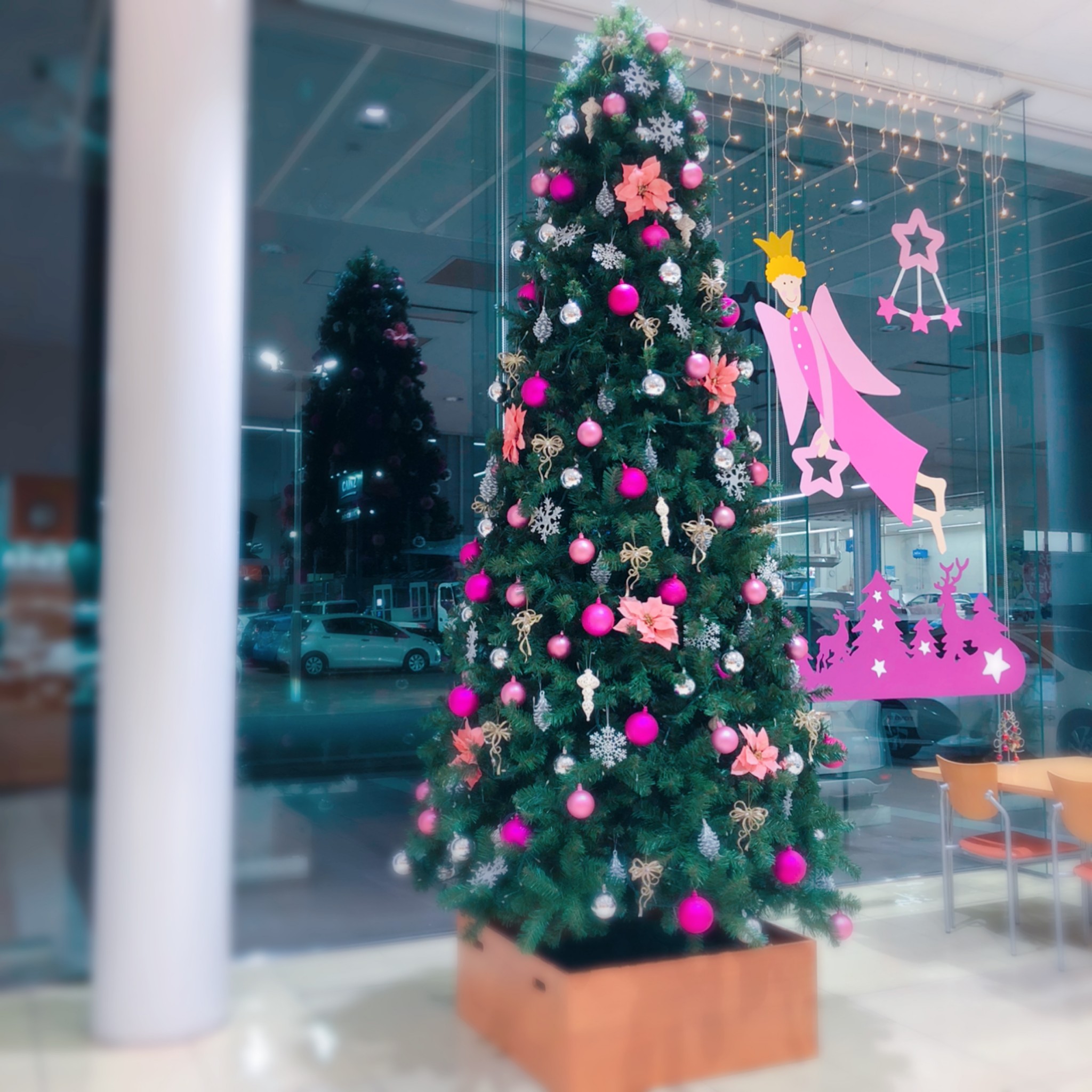 クリスマスディスプレイ始めました 群馬トヨタ自動車オートモール渋川店 オートモール渋川店 Gtoyota Com 群馬トヨタ