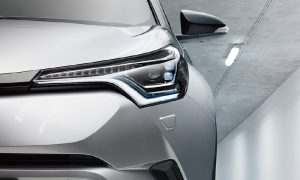 c-hr3